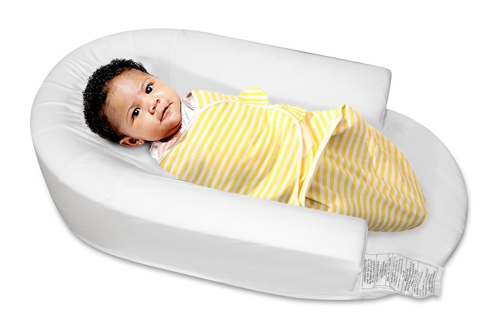baby sleeping in best bassinet for newborn